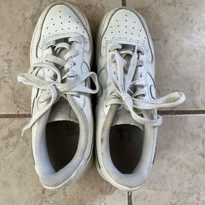 Nike Air Force. White leather. Size 7. Used good condition